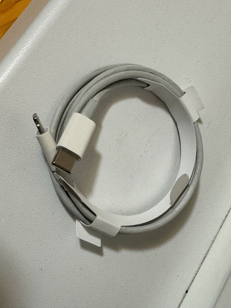 Кабель Apple USB-C to Lightning Cable 1 м (MM0A3ZM/A)