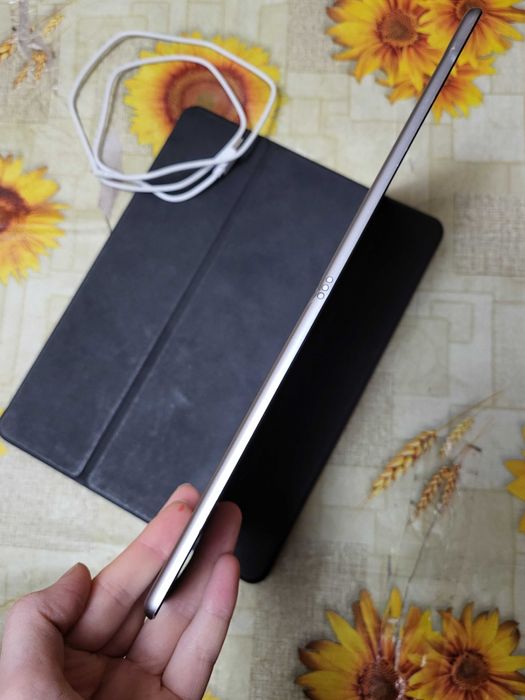 iPad 12.9" 1 gen 2015 32 ГБ планшет apple версії wi-fi