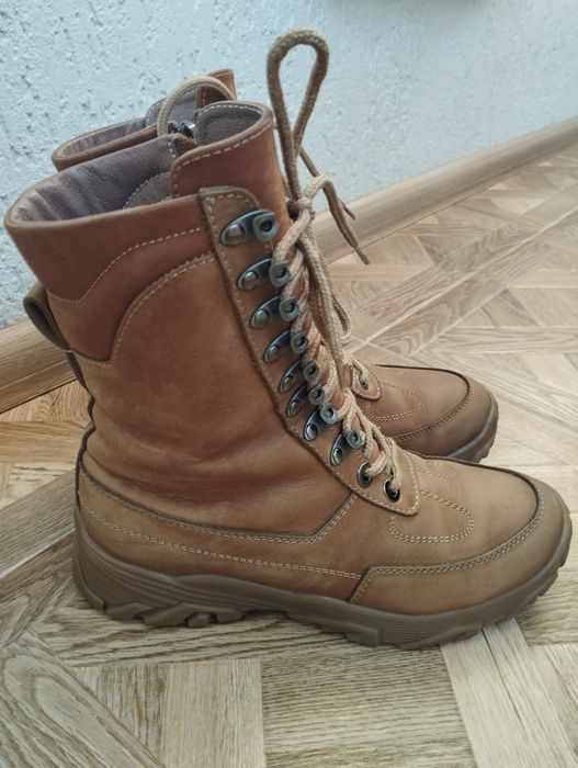 Шкіряні берці черевики