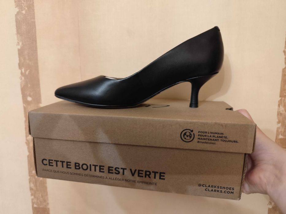 Туфлі шкіряні Clarks, р.38