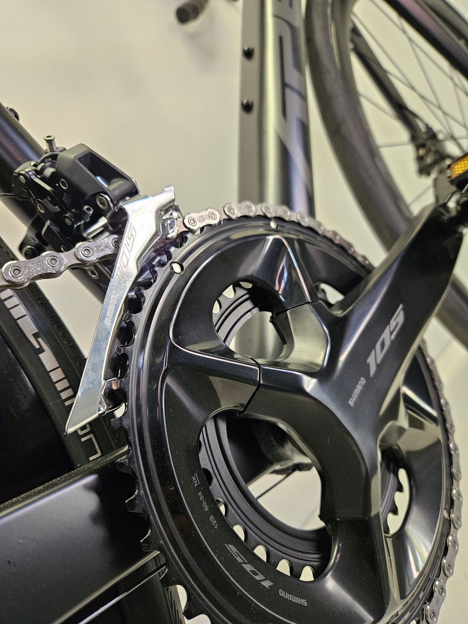Nowy APEX EDGE rower szosowy Shimano 105 2x12 DISC