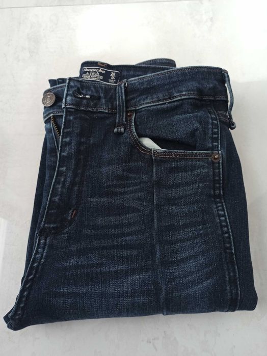 Abercrombie&Fitch damskie spodnie jeansowe rozmiar 25 jak nowe