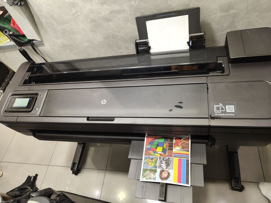 36-дюймовий А0  принтер плотер HP DesignJet T730 з Wi-Fi (F9A29D)