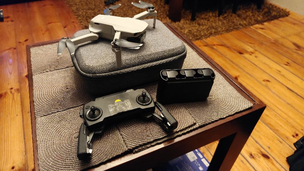 DJI Mini SE Combo