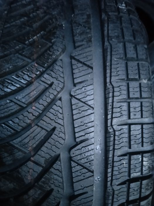 Opona 225/45 R18 Michelin zima