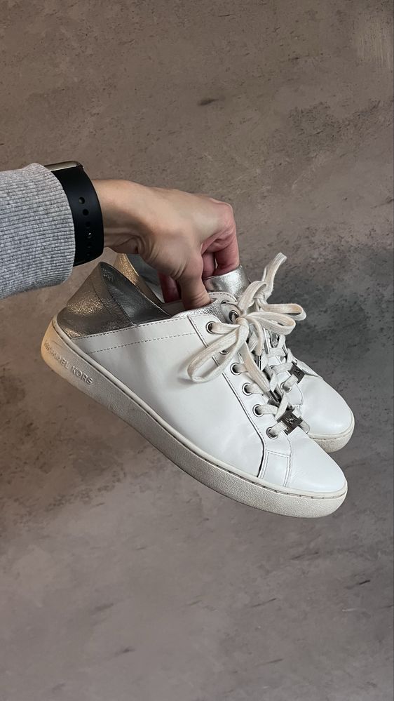 Trampki Michael Kors, białe, srebrna pięta.