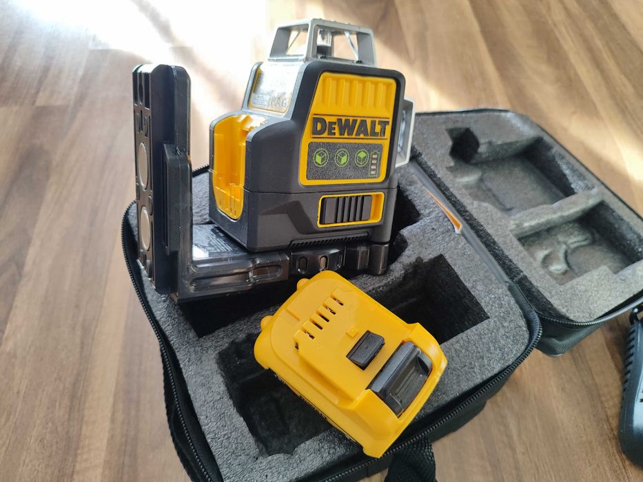 Laser DW089 360 akumulator 12V NOWY zestaw pokrowiec