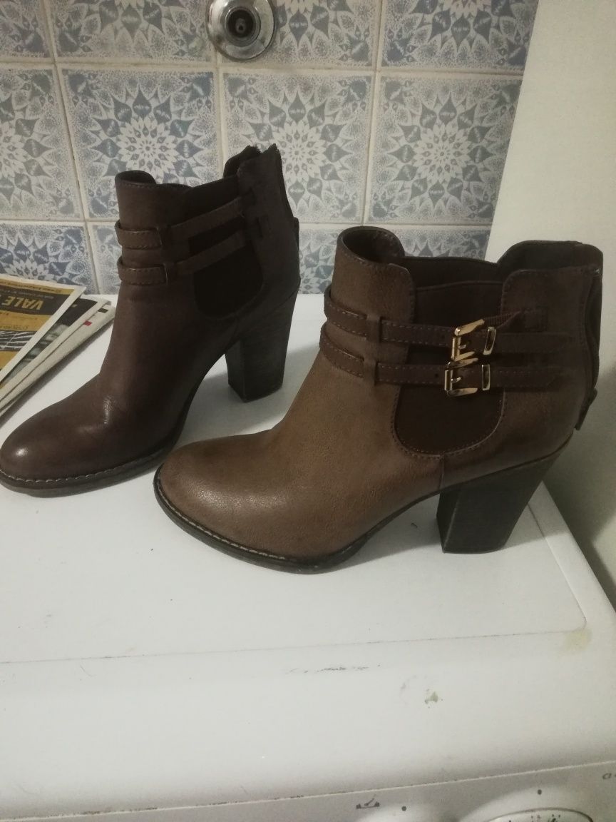 Botas de Senhora GraceLand