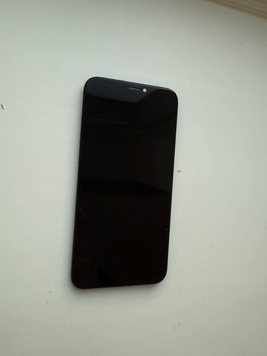 Дисплей iPhone XS