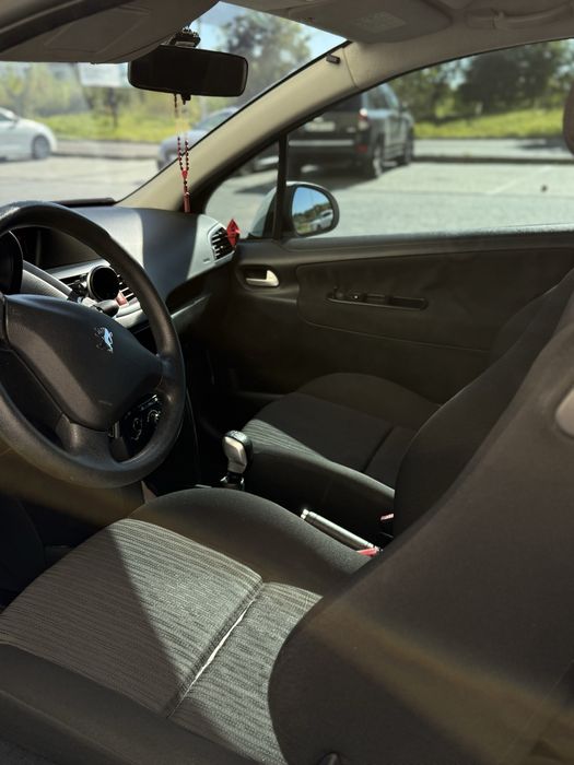 Peugeot 207 у гарному стані за хорошою ціною