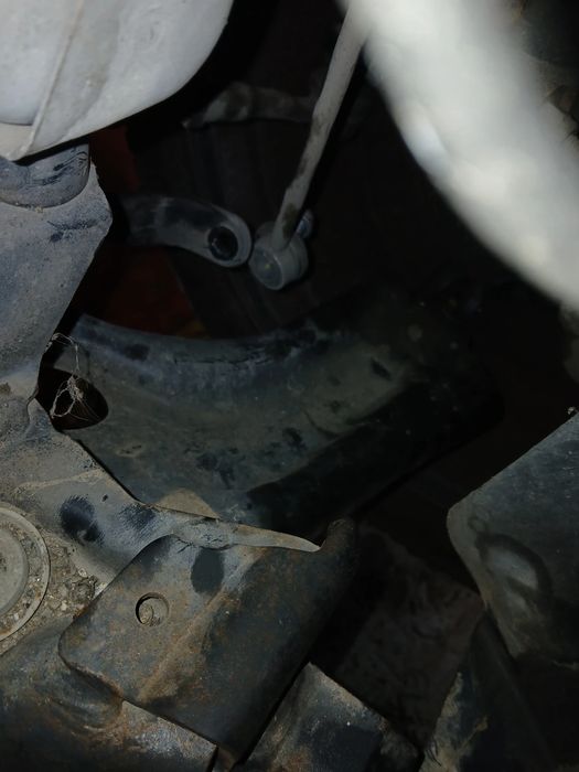 Braço de suspensão frente esquerdo CITROËN C3 Aircross II (2R_, 2C_)