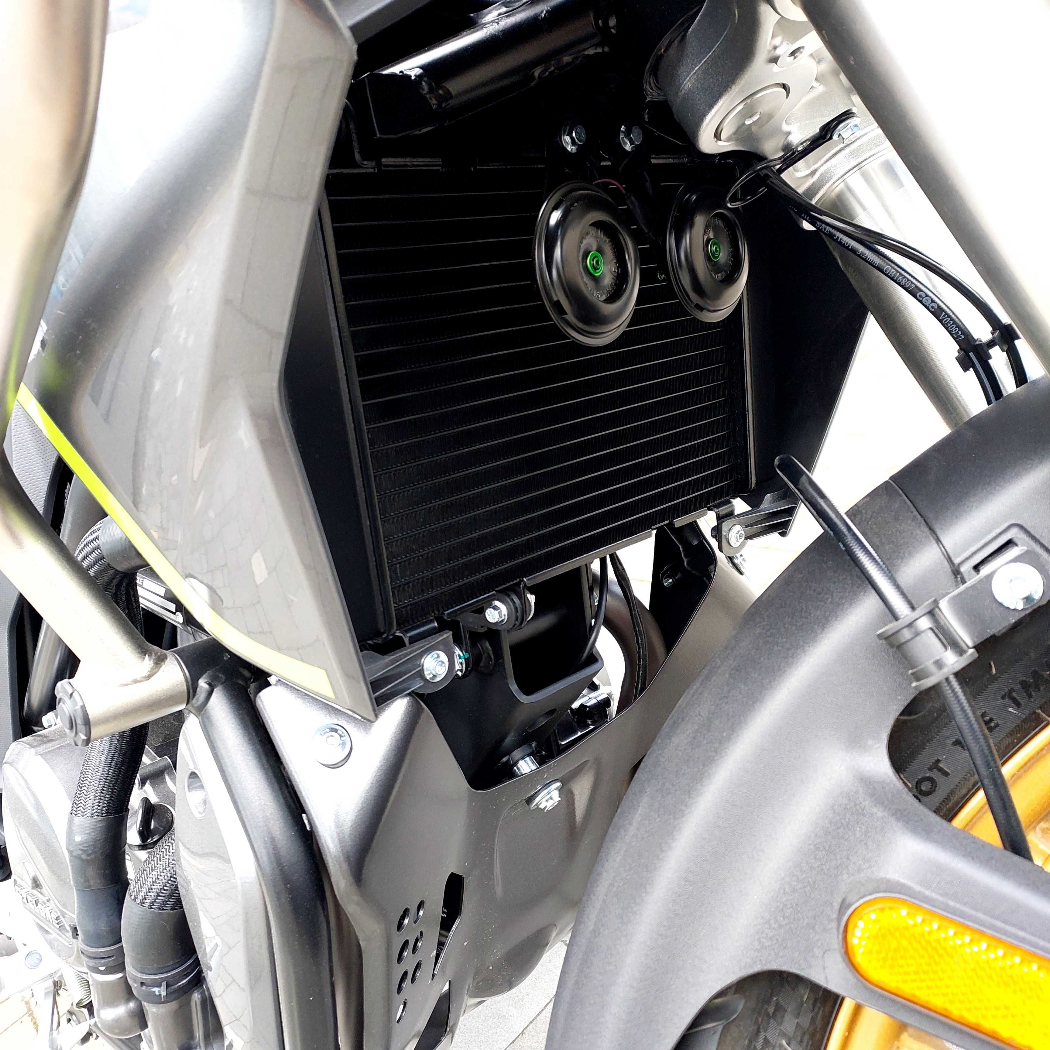 Знижка мотоцикл CYCLONE RX401, 45 к.с., двоканальний ABS, доставка