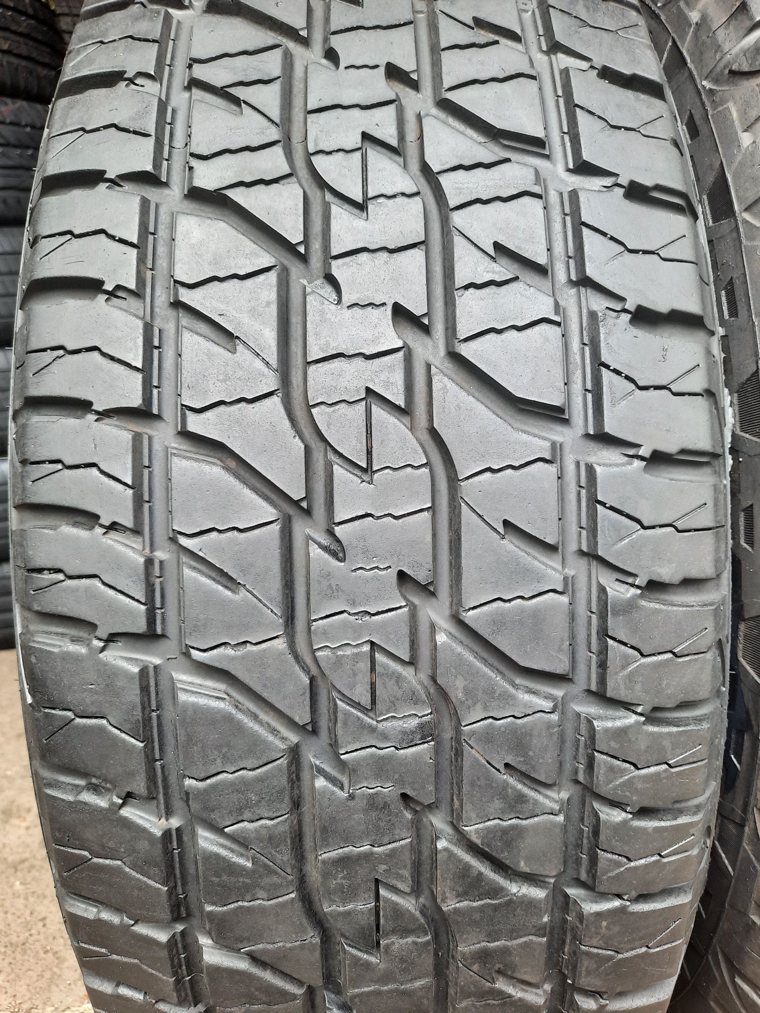 Літні шини 265/65 R17 Avon AX7 2шт.