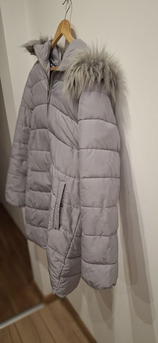 Pikowany płaszcz zimowy Reserved .