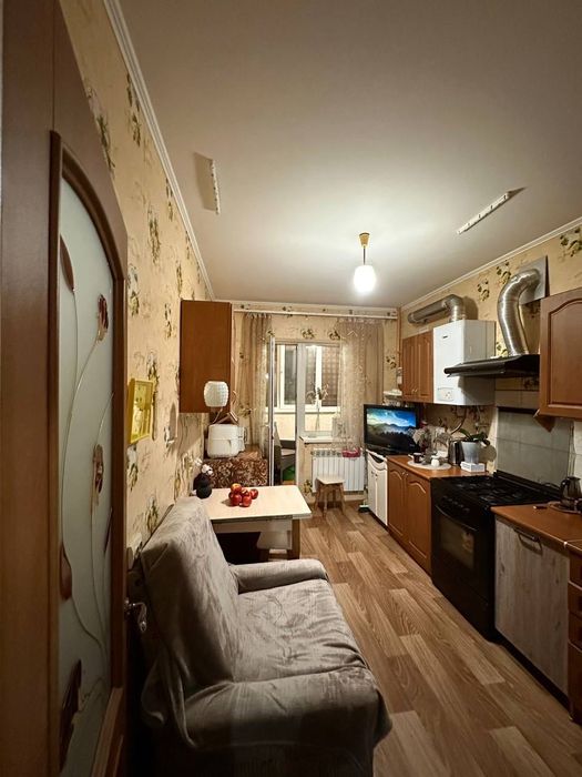 Квартира з ремонтом, Ворзель. Балкон, 2 поверх. Оф:2%. Постанова