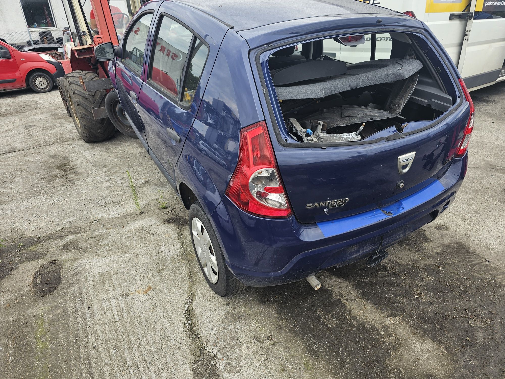 Dacia Sandero 1,4 2010 r-na części