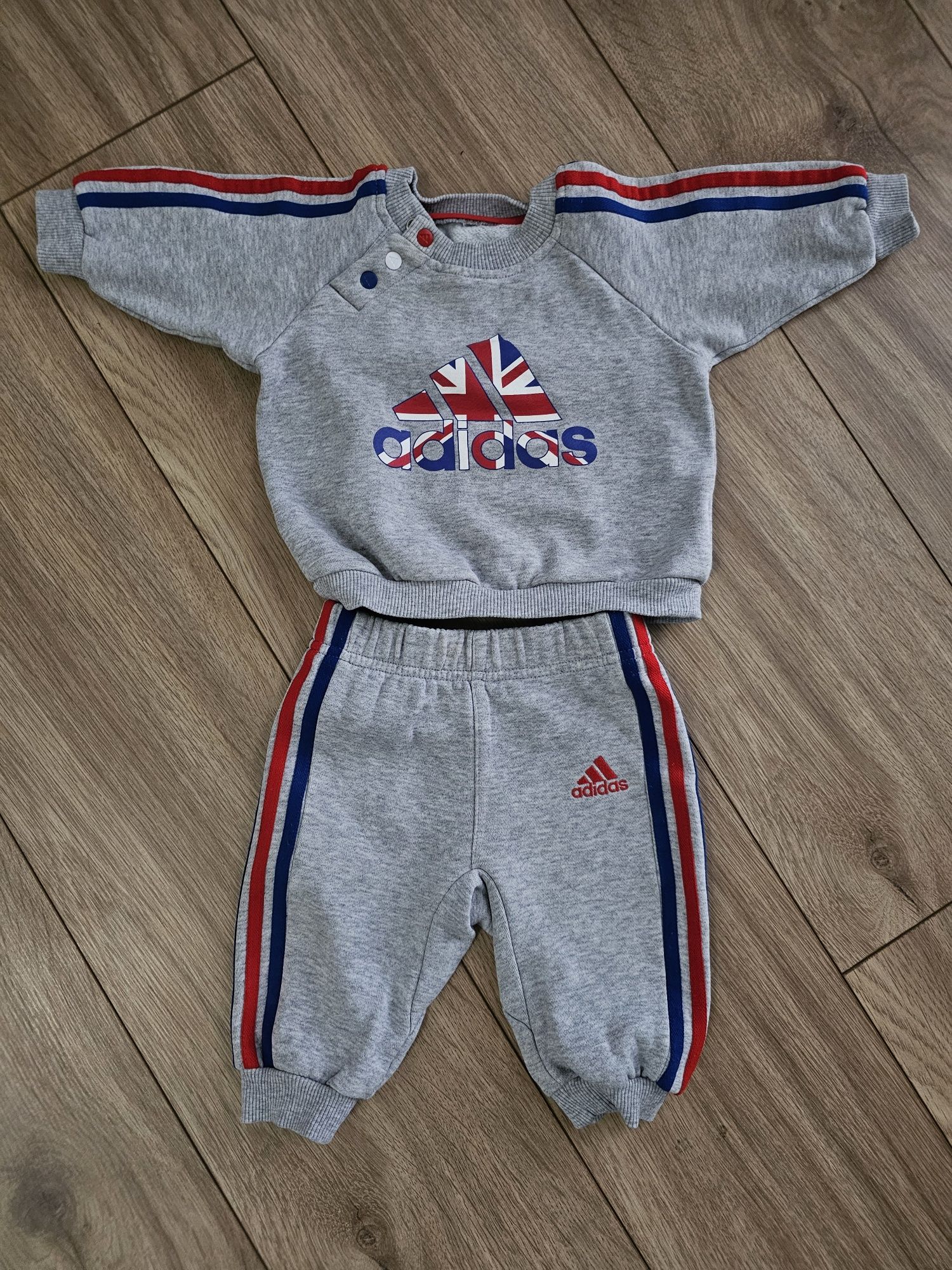 Komplet dres Adidas r. 62 stan jak Nowy