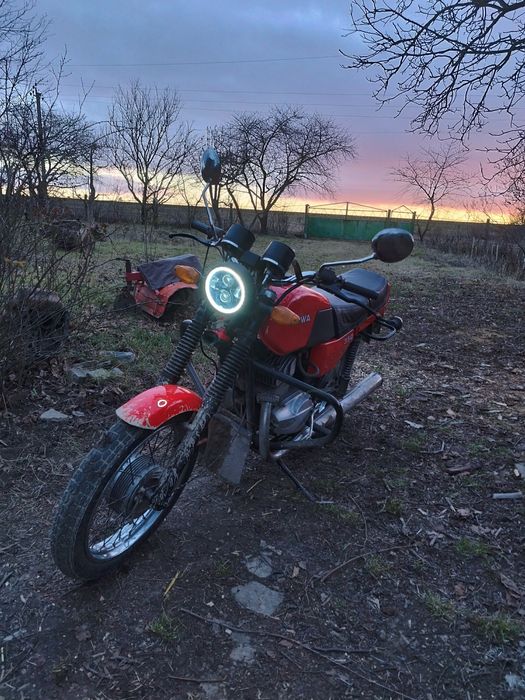 Продаж ява 350 638 або обін на автомобіль