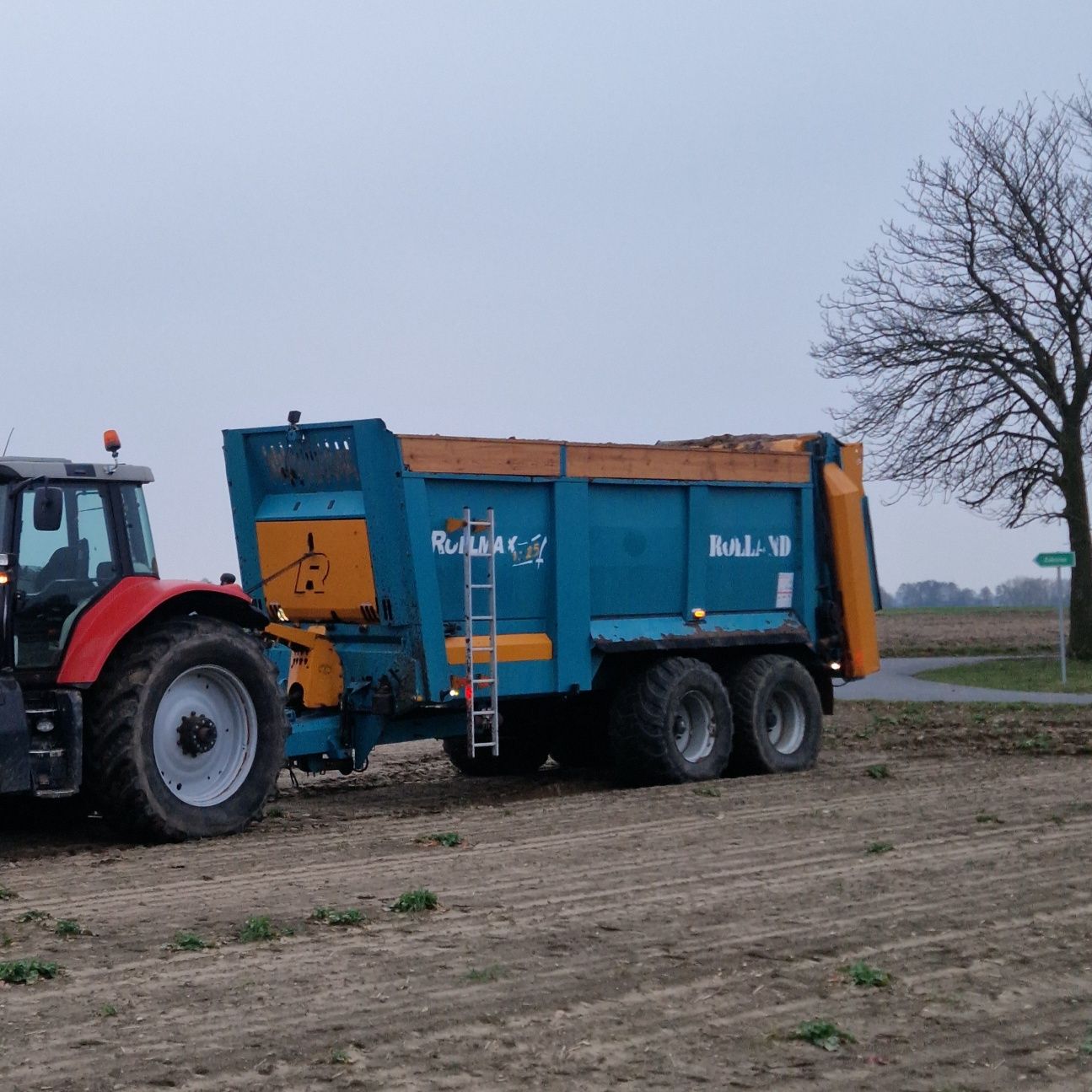 Rozrzutnik Rolland Rollmax 6325 waga kamery talerzowy do pomiotu wapna