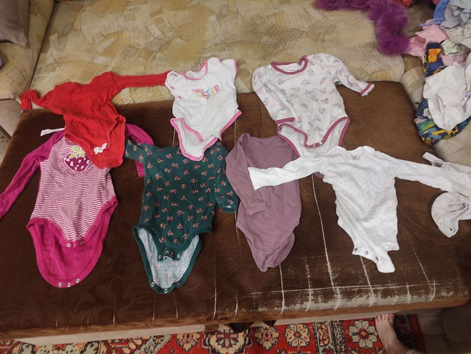 Отдам бесплатно детские вещи на девочку