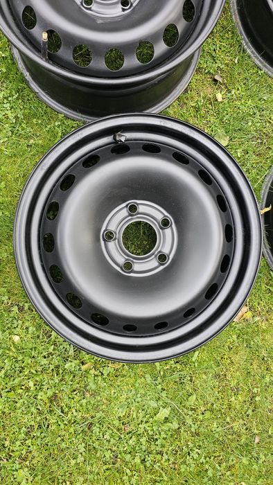 Felgi Renault stalowe 6,5 J16 5 x 114,3 ET474szt