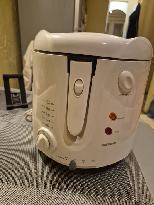 Фрітюрниця Melissa Нова