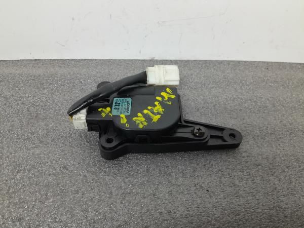 Motor da comporta da sofagem HYUNDAI Matrix (FC)