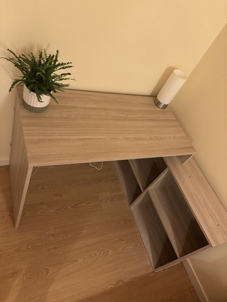 Secretaria/ manicure