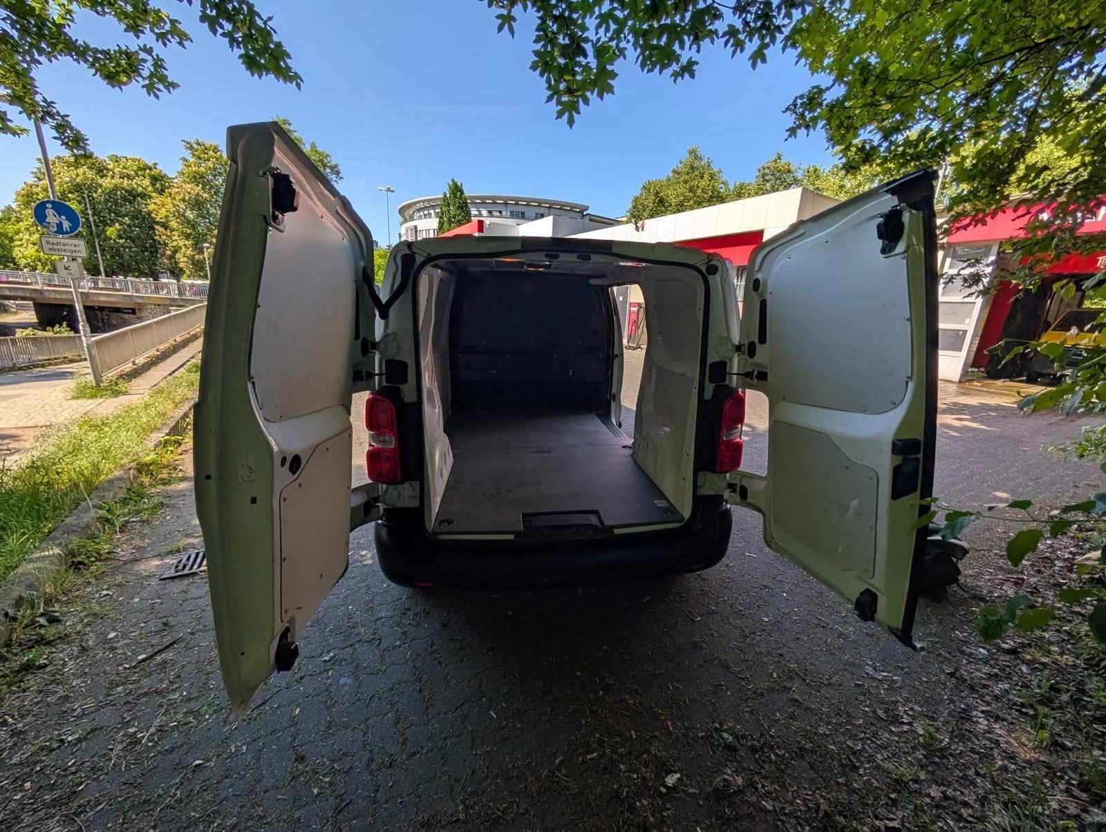 OPEL VIVARO 2022 rok