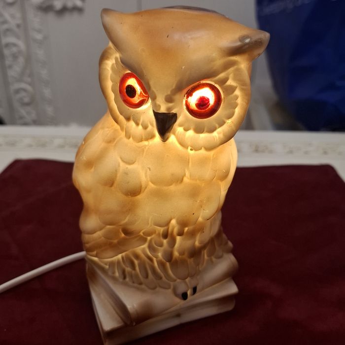 Lampka sowa z czasów PRL