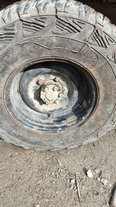 Колеса з дисками 31/10.5r15