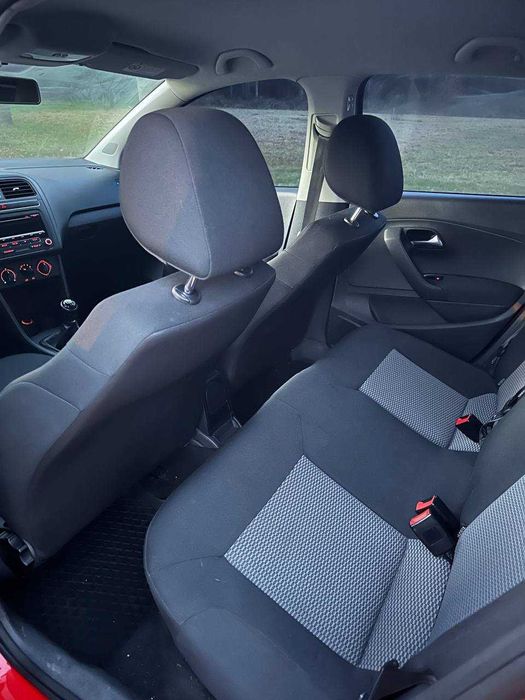 Volkswagen Polo 2012 рік  1.4 бензин