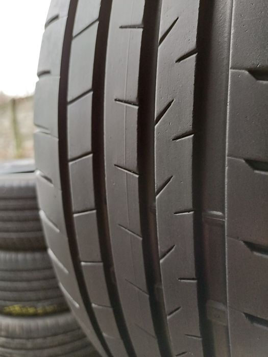 235/45/20 Sprzedam komplet opon Bridgestone MO