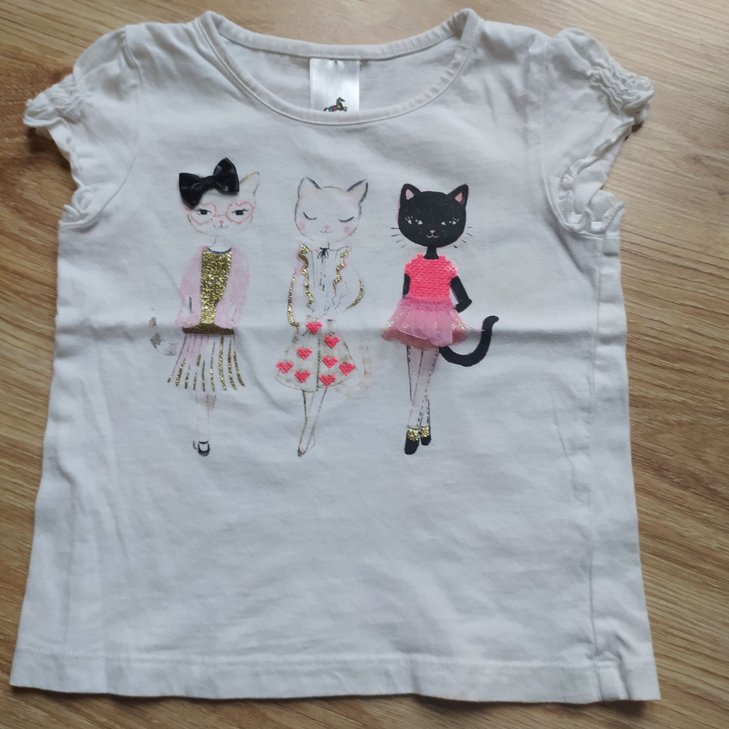 39-> t-shirt koszulka C&A r.98 2-3Y neonowe kocice