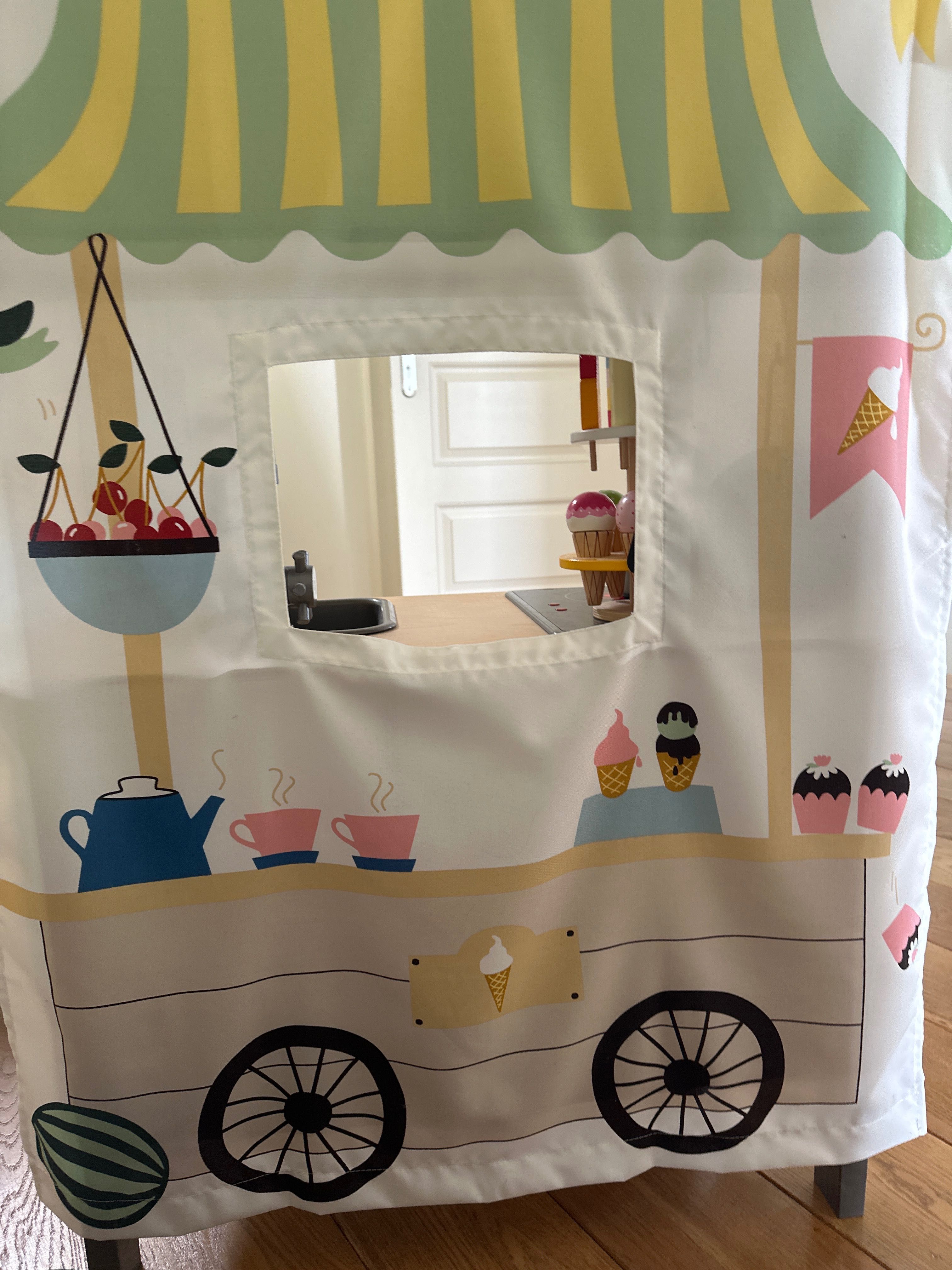 Ikea kuchnia z dodatkami sklep toster pizza lody warzywa garnki