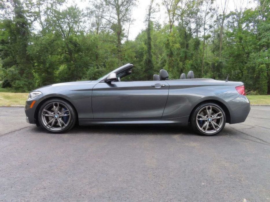BMW 2 Series M235i Convertible      2016