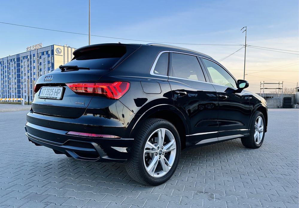 Audi Q3 2019 рік Quattro