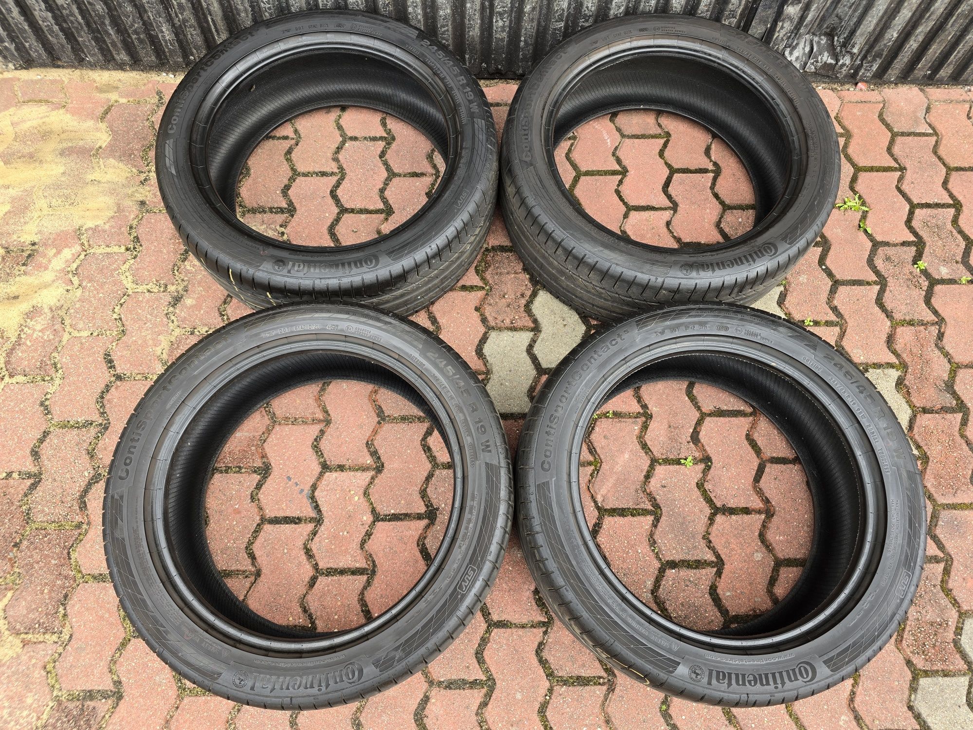 Komplet opon letnich 245/45R19 98W  Continental ContiSportContact 5