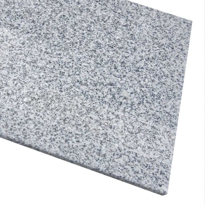 Stopień granitowy G603 Bianco  poler 150x33x2 z paskiem antypoślizg
