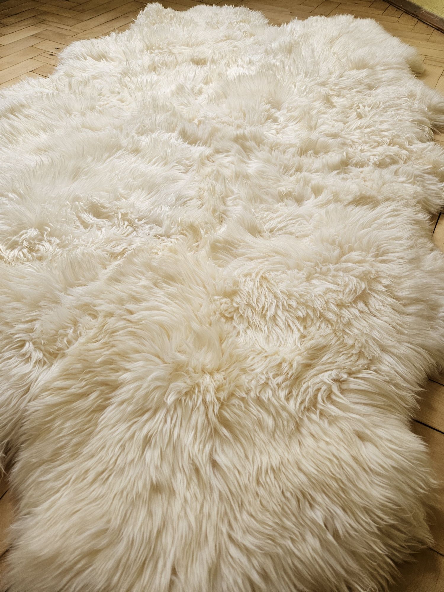 Шикарна натуральна овеча шкура 2×1,20м