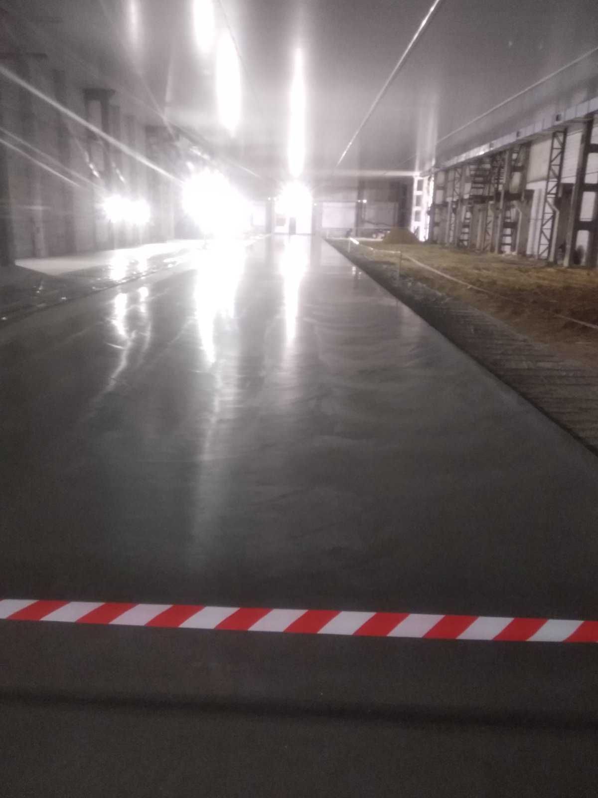 Бетонные полы топинг
