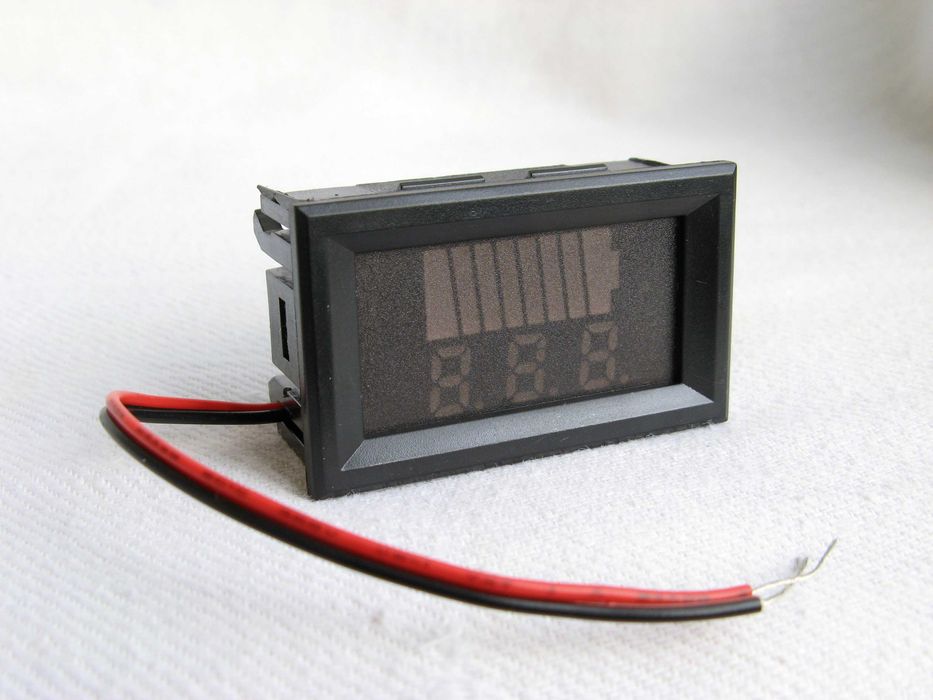 Индикатор заряда батареи цифровой вольтметр
