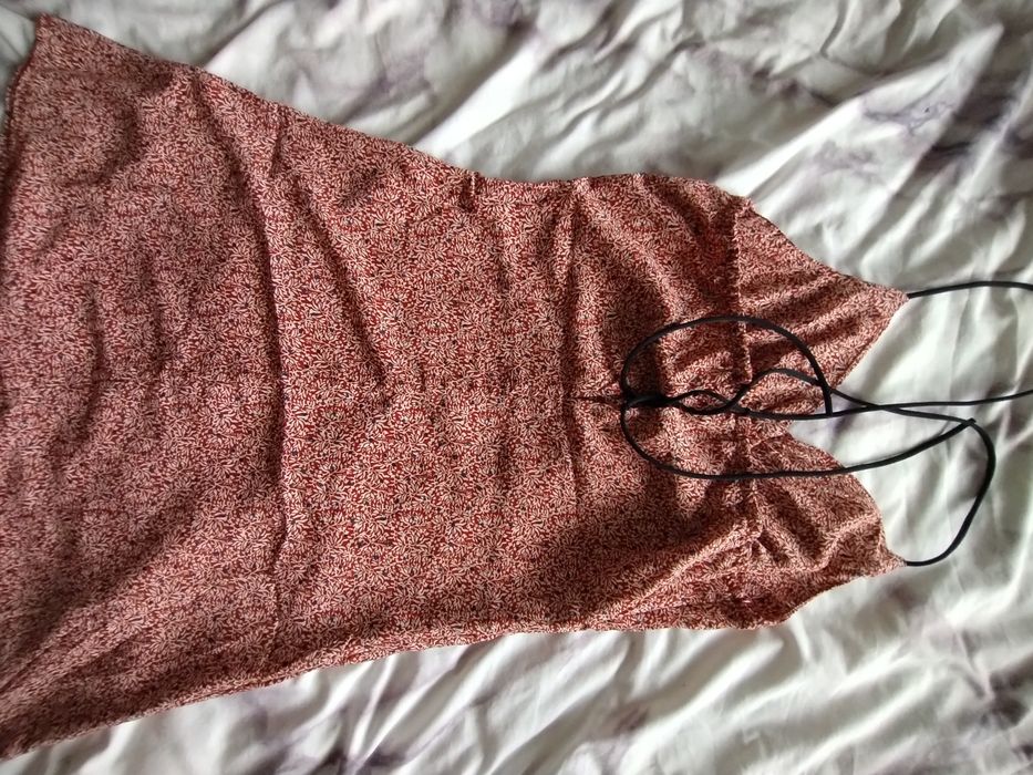 Sukienka na ramiączkach rozmiar s na m