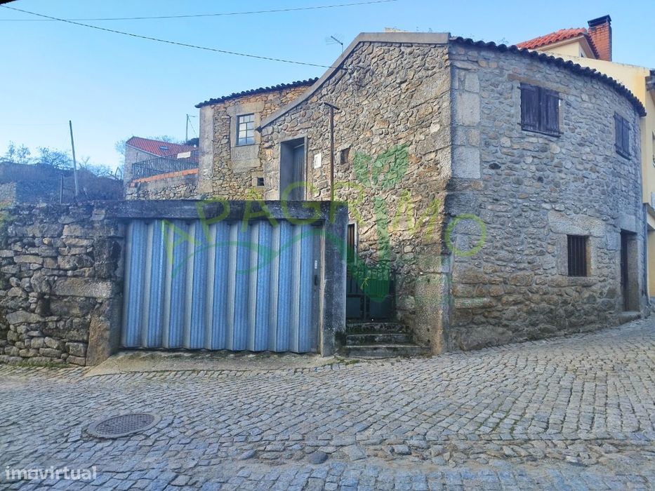 Moradia rústica T2 no Souto em Penedono