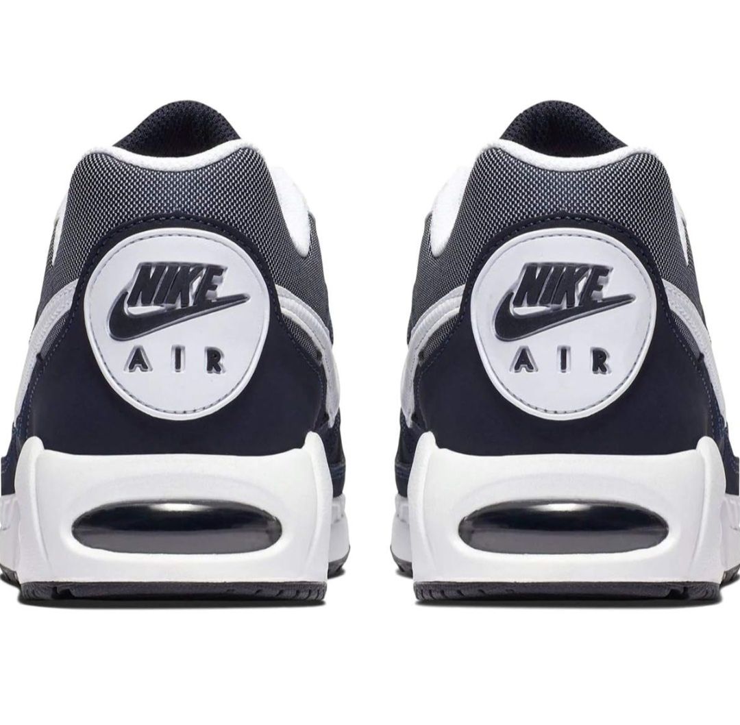 Кросівки Чоловічі Nike Air Max Ivo 580518-411