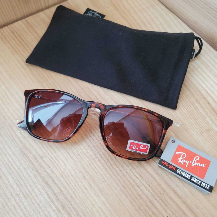 Okulary przeciwsłoneczne .Ray Ban wayfarer.