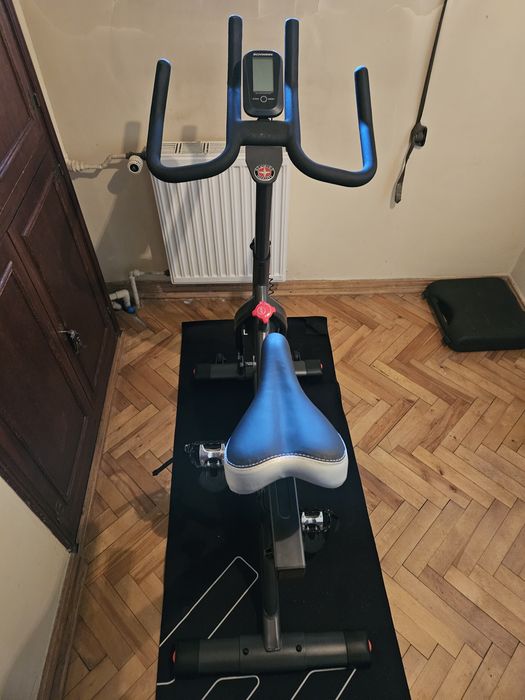 Rower stacjonarny Schwinn IC3 jak nowy