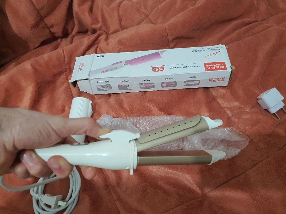 Prancha alisadora e modeladora de cabelo 2 em1