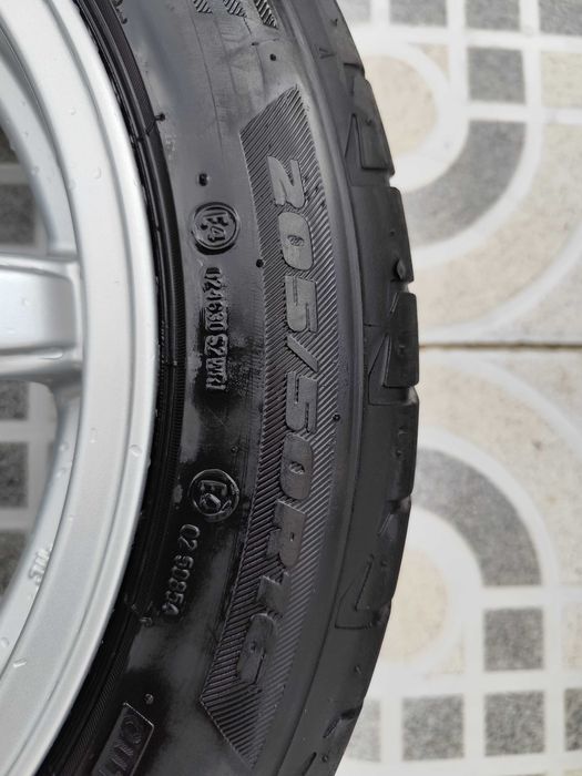 Conjunto de 4 Jantes 16 Alutec com pneus 205/50 R16 semi novos.