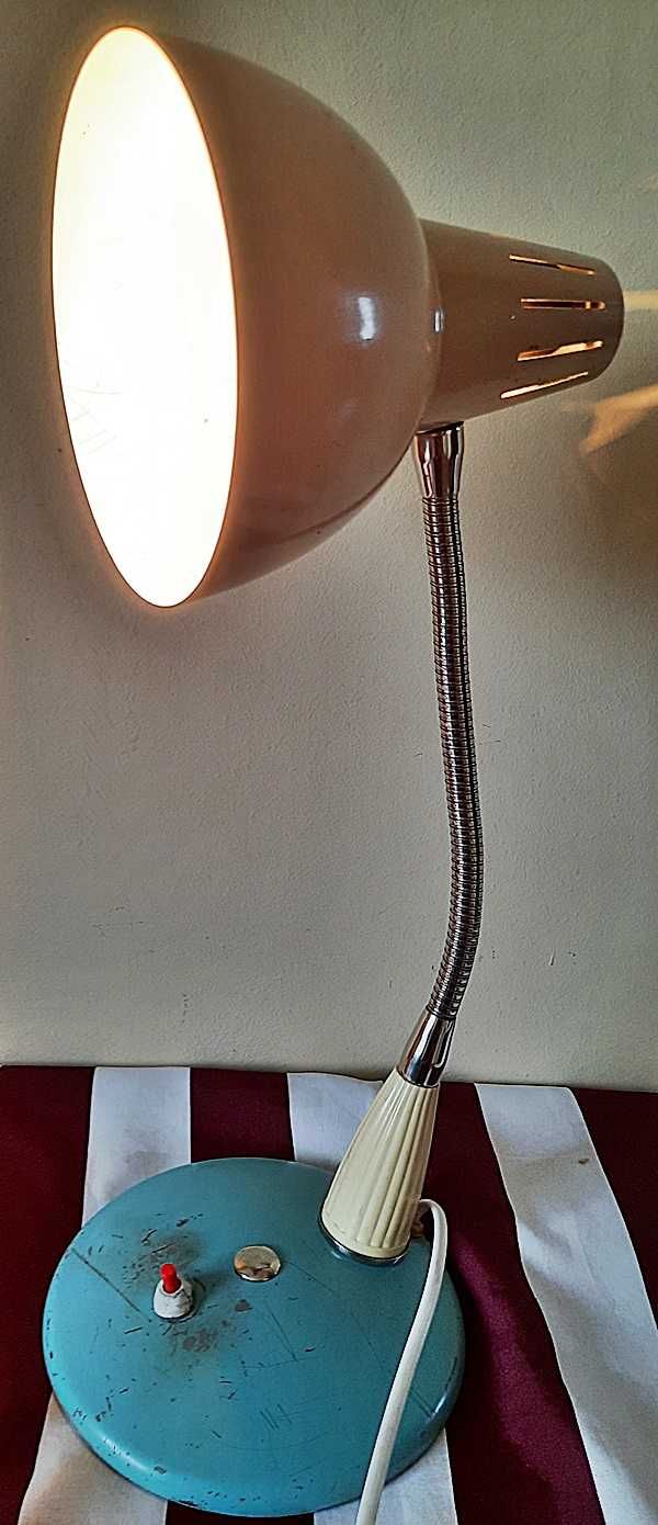 Lampa na biurko typ 1118 S.Z.M Nr. 2 P T W-wa - nr.2 -z PRL